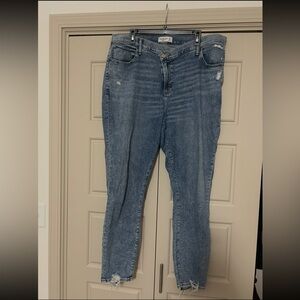 Abercrombie & Fitch Women's Light Blue Skinny Jeans